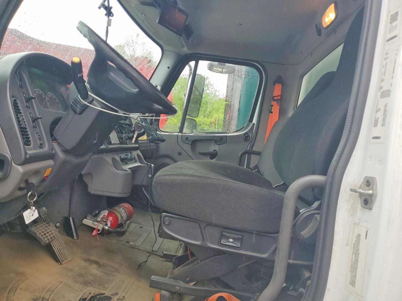 Freightliner M2