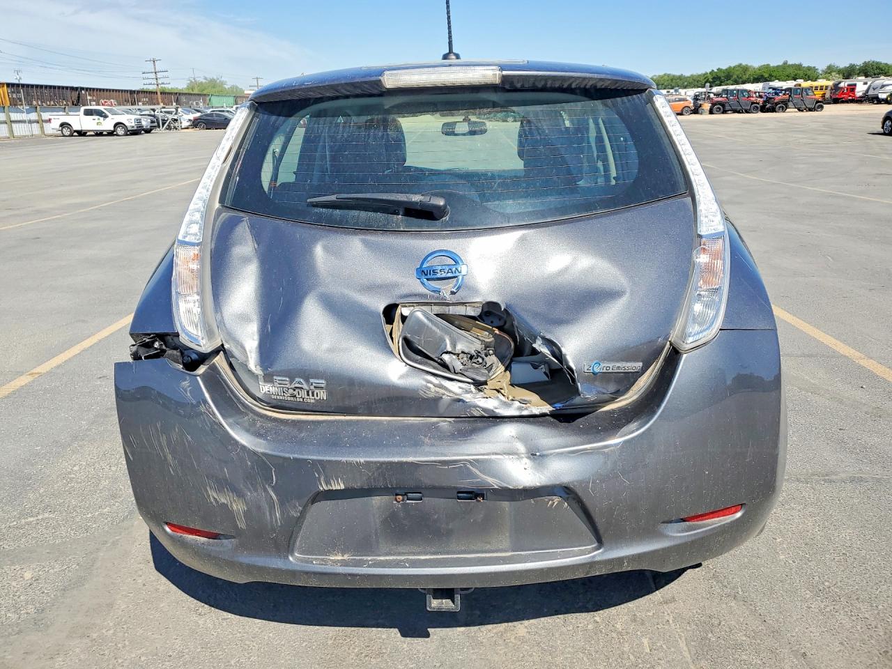Nissan LEAF S-30