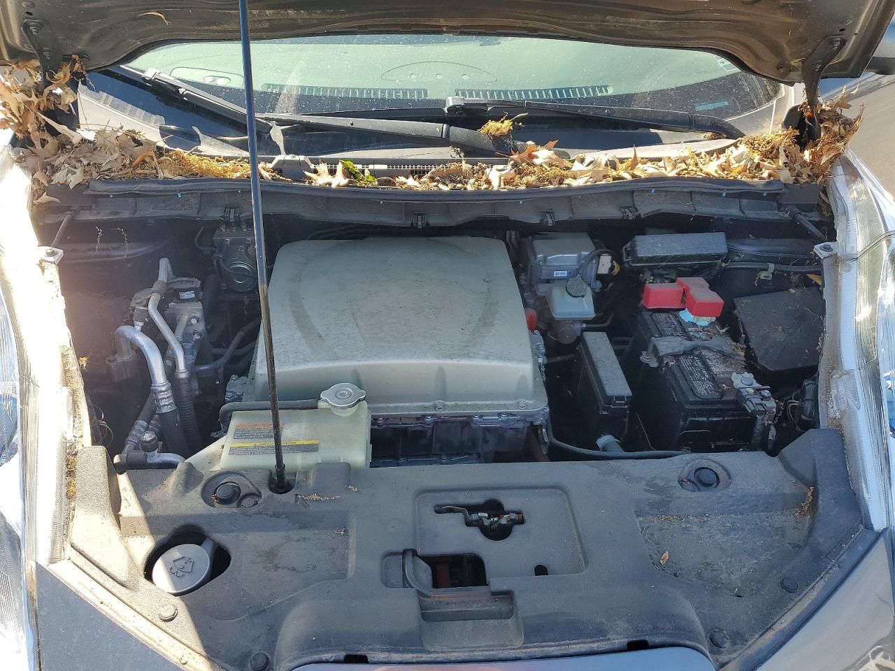Nissan LEAF S-30