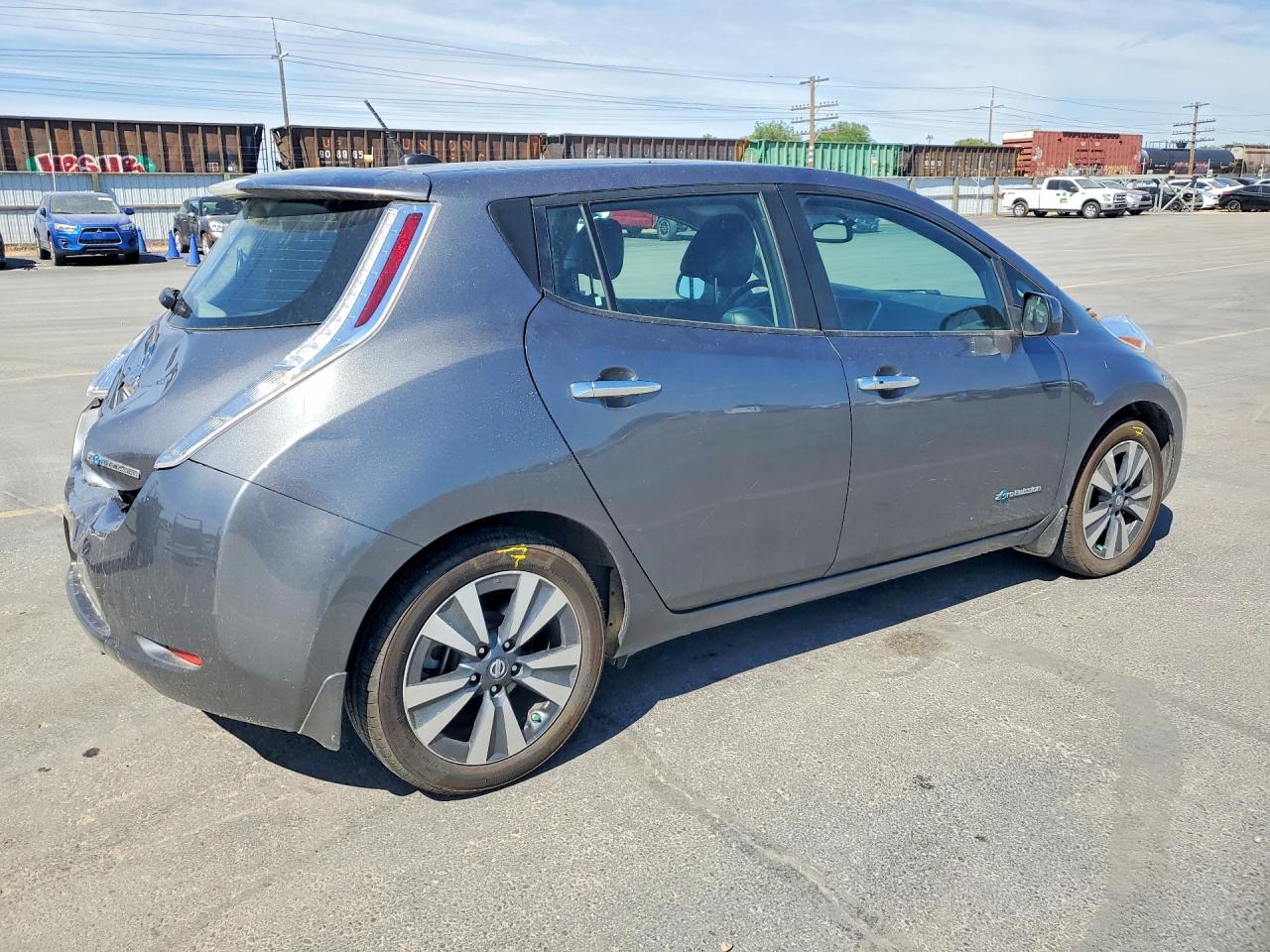 Nissan LEAF S-30