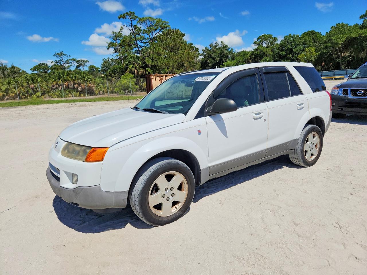 Salvage Saturn Vue Image