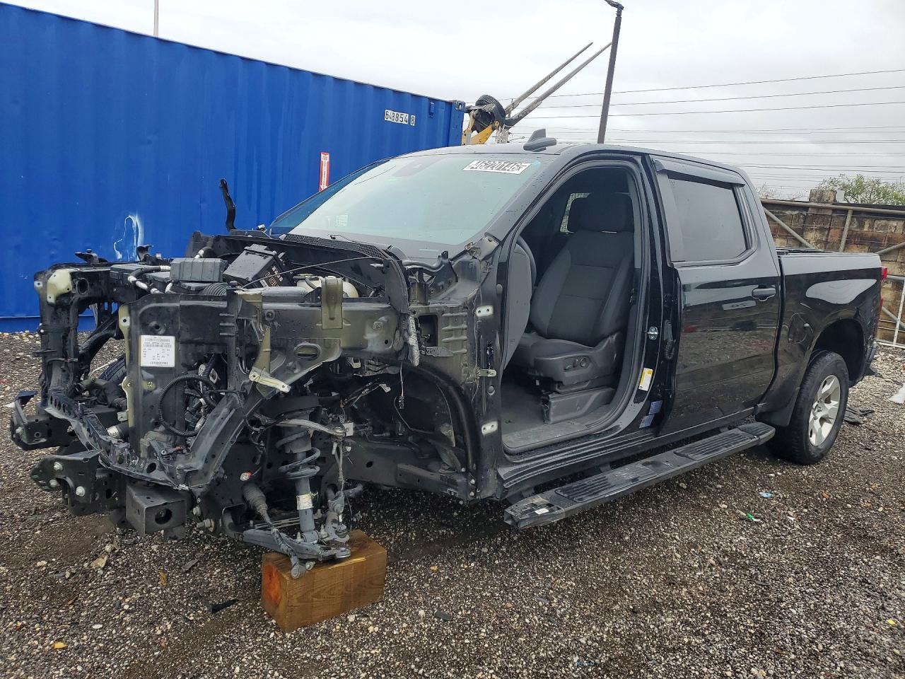 Salvage Chevrolet Silverado Image