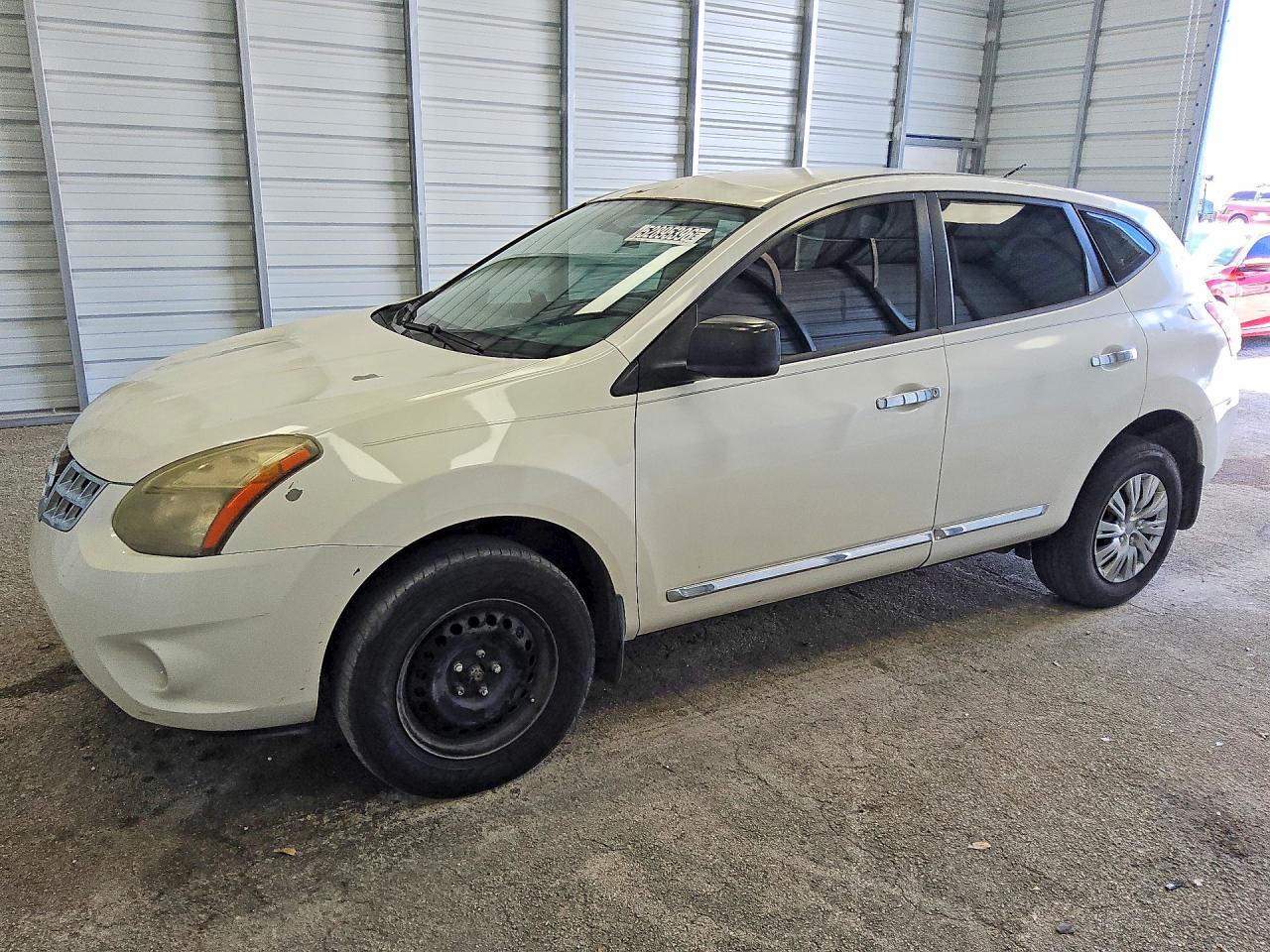 Salvage Nissan Rogue Image