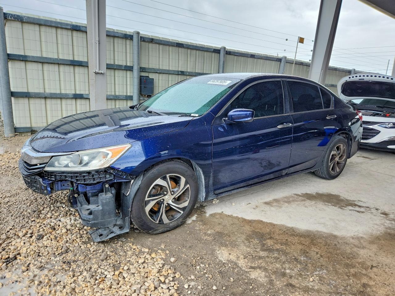 Salvage Honda Accord Image