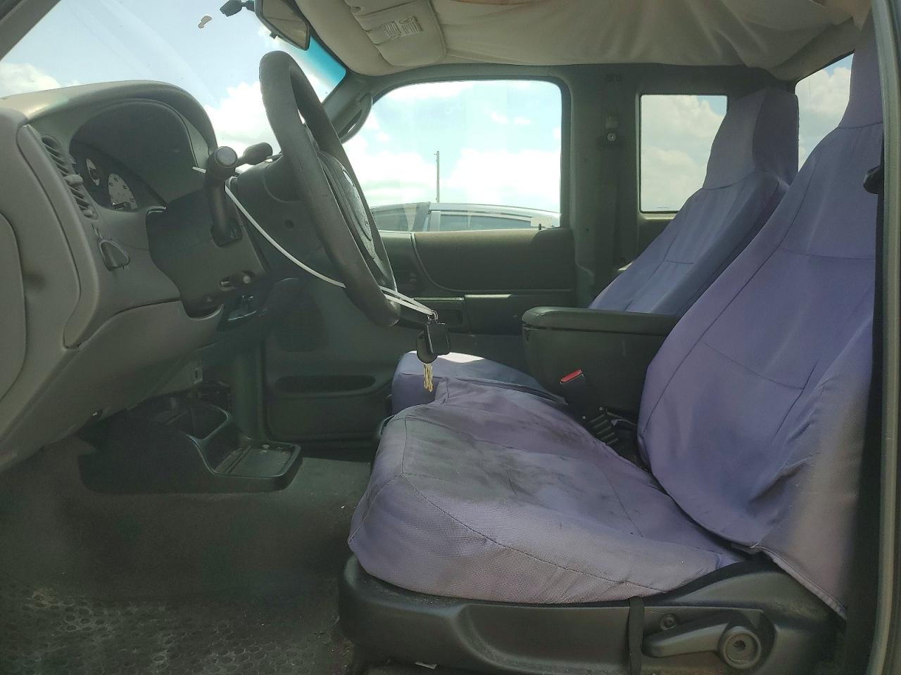 Ford Ranger Super Cab