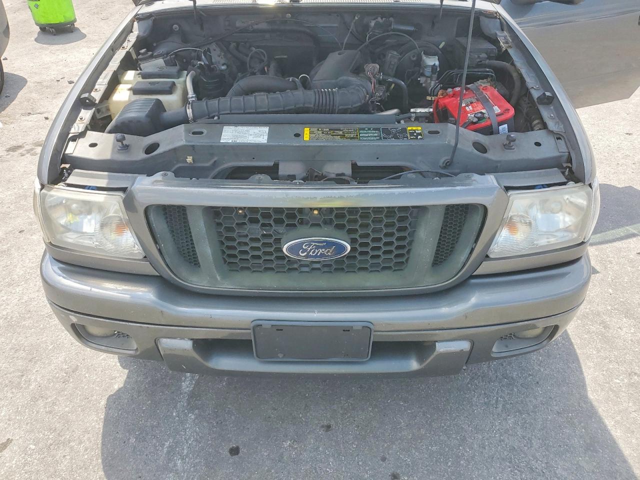 Ford Ranger Super Cab