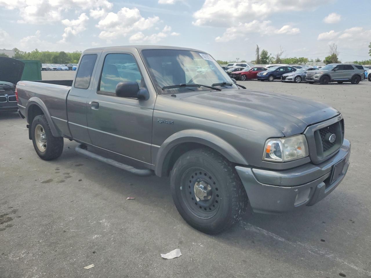 Ford Ranger Super Cab
