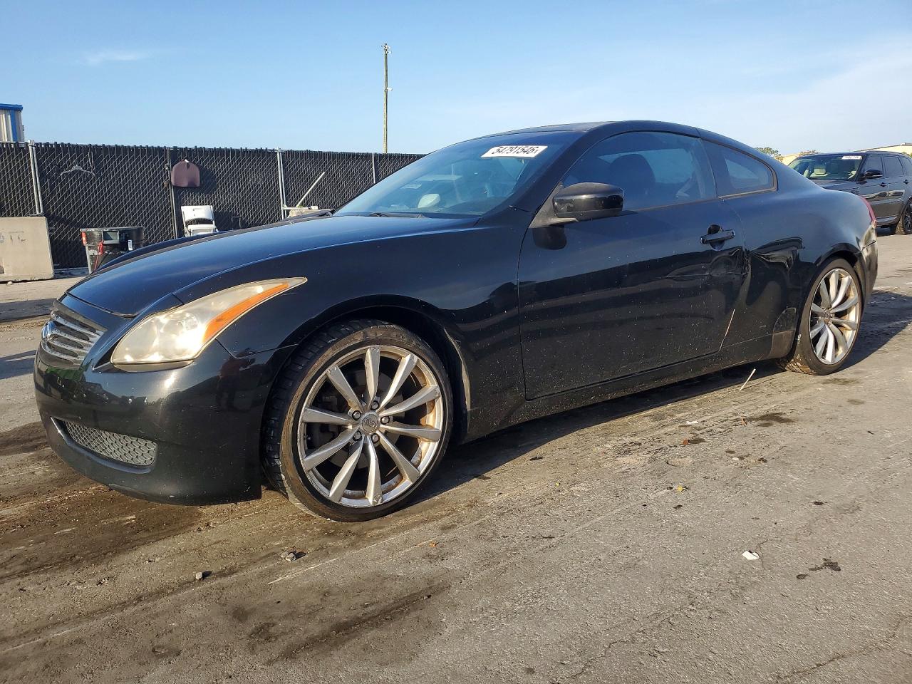 Salvage INFINITI G37 Image