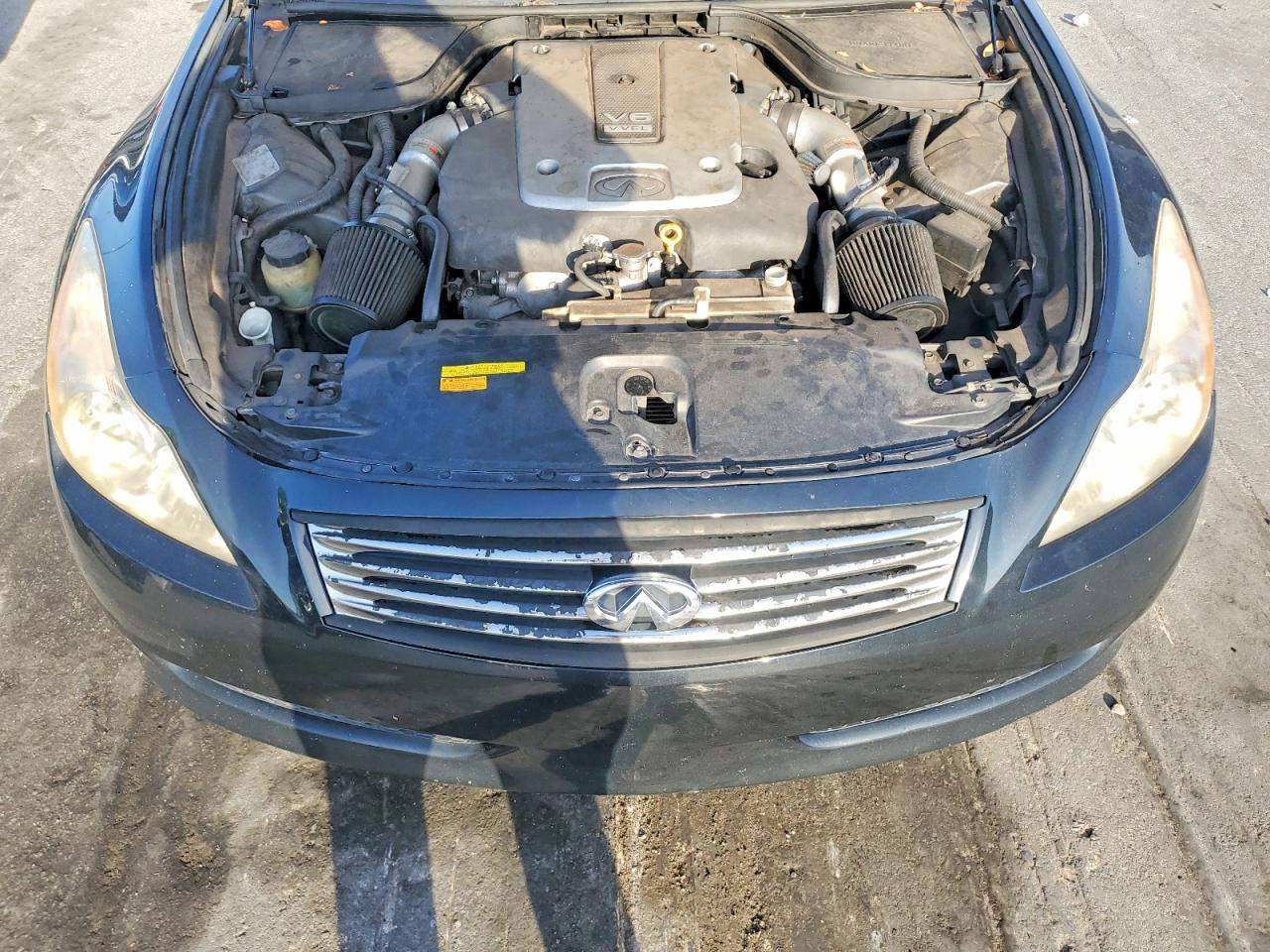 INFINITI G37 Base