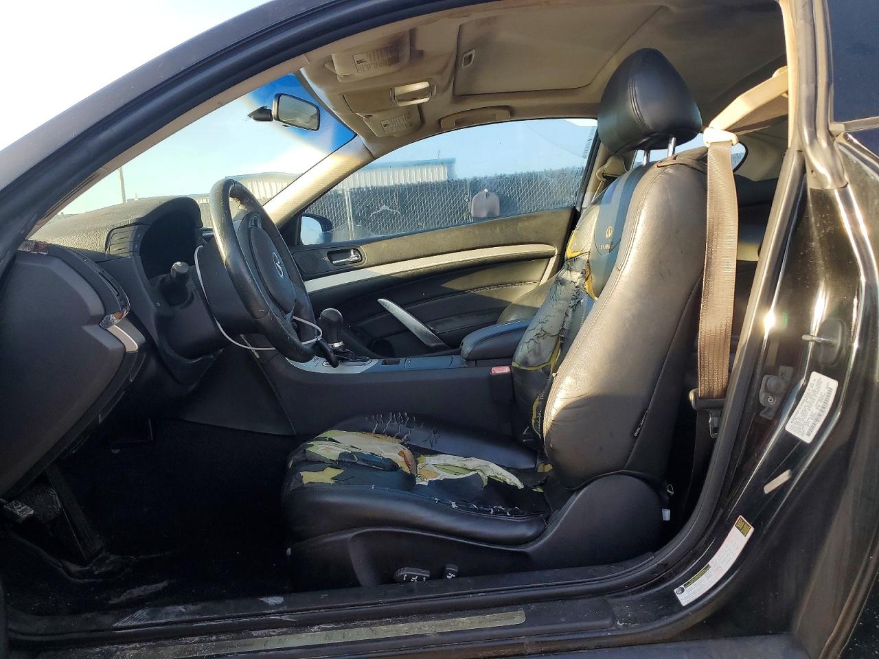 INFINITI G37 Base