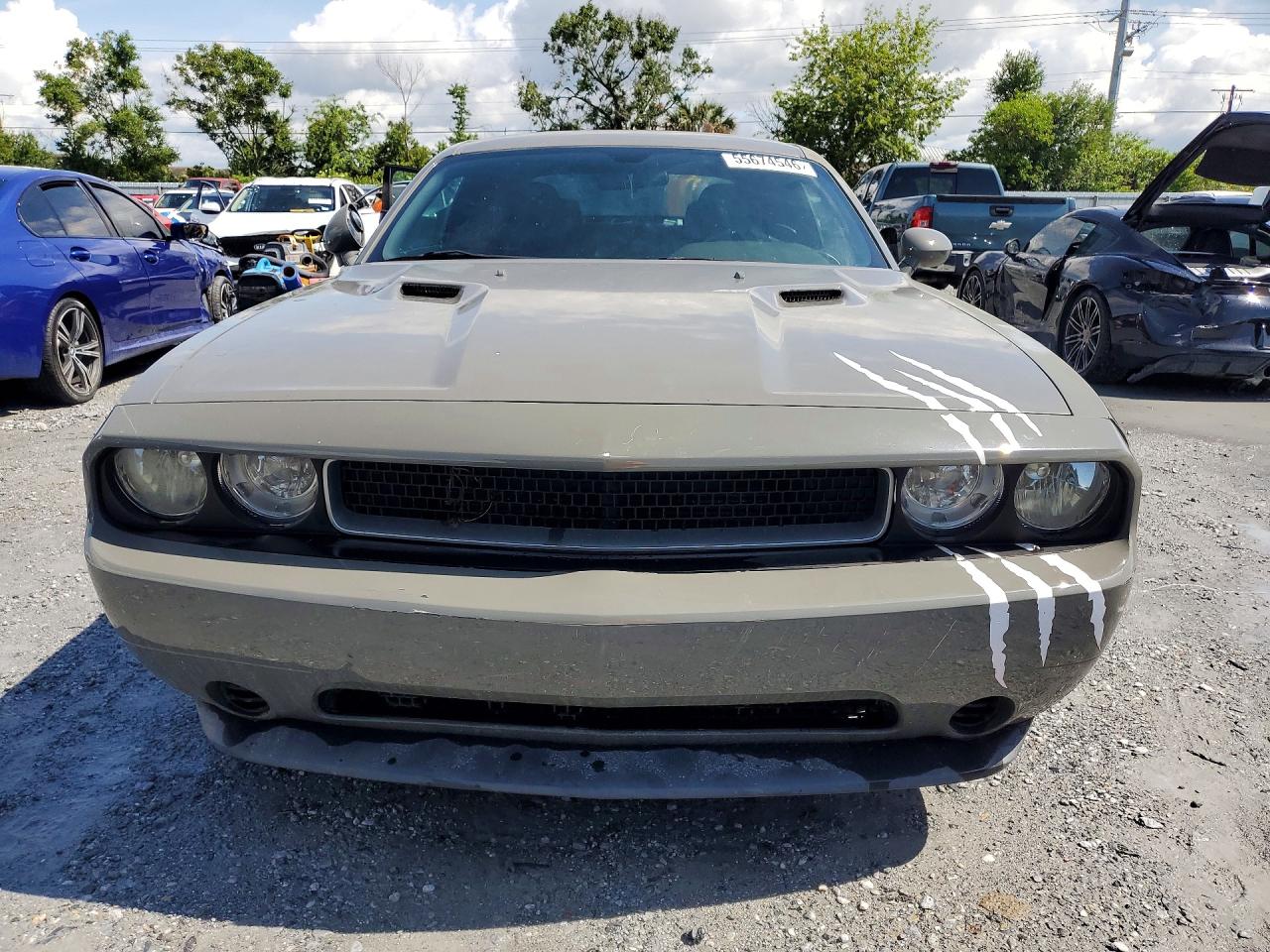 Dodge Challenger