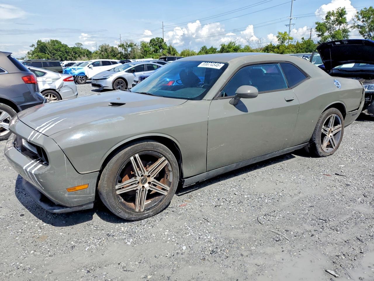 Salvage Dodge Challenger Image