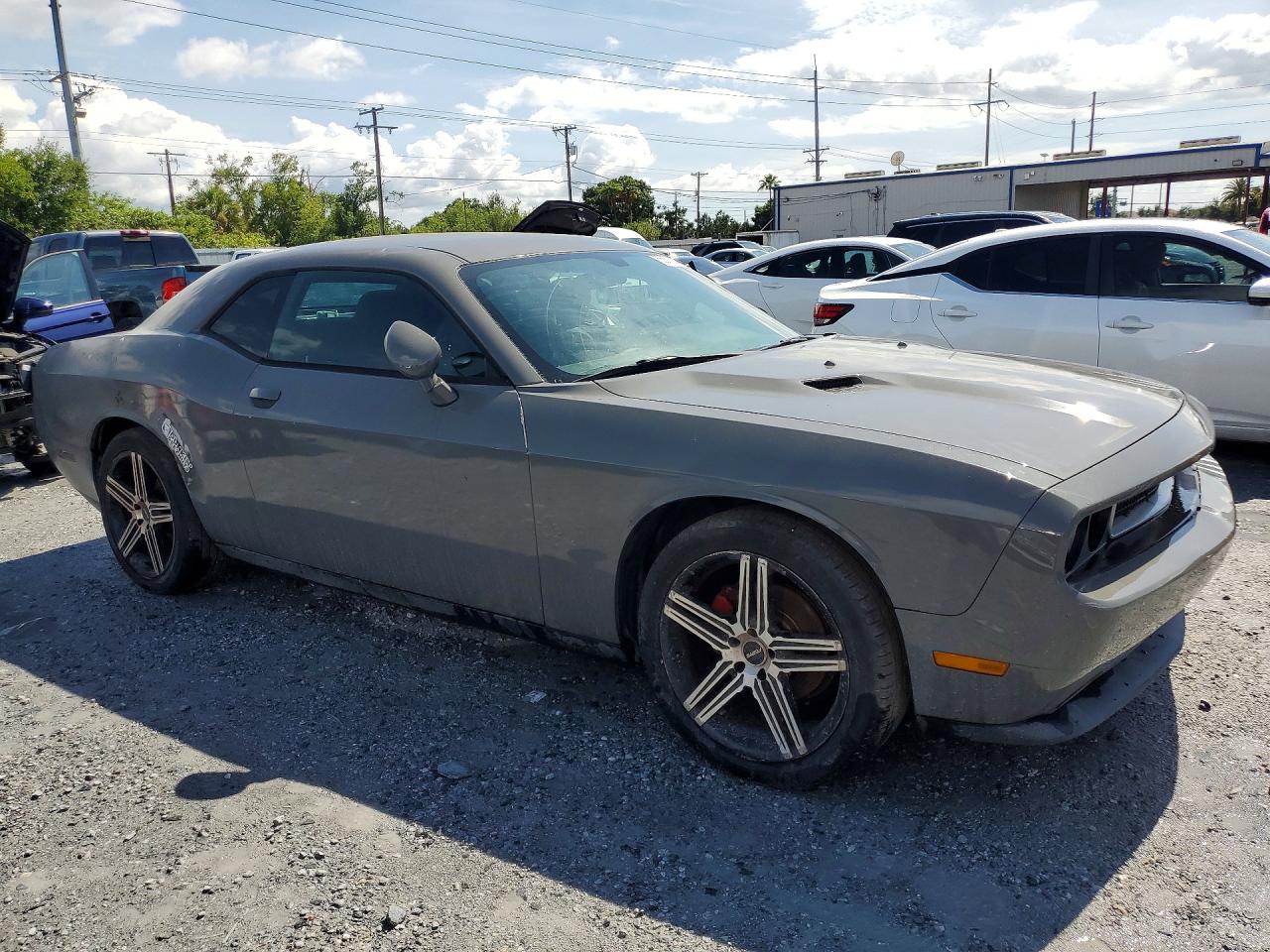 Dodge Challenger