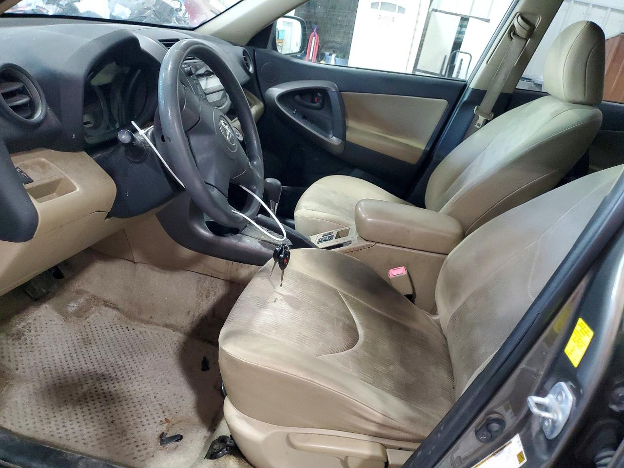 Toyota RAV4 Base