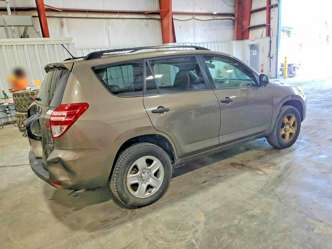Toyota RAV4 Base