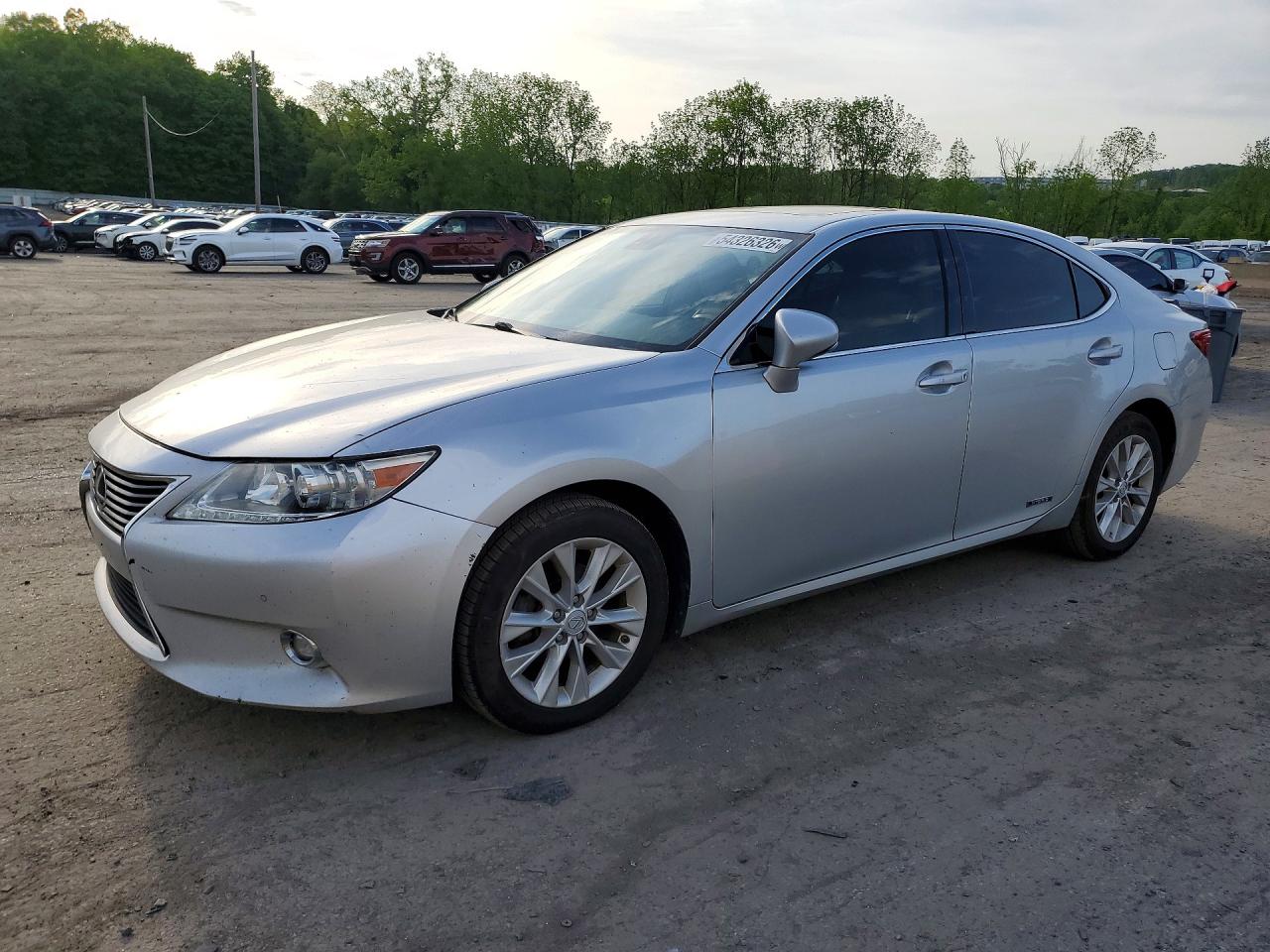 Salvage Lexus Es Image