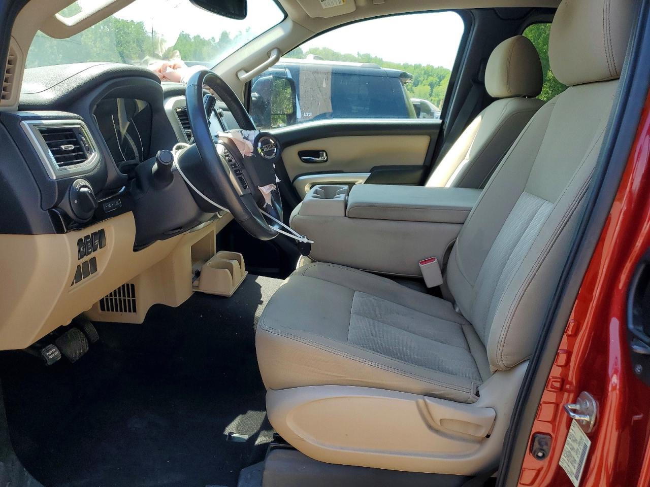Nissan Titan S