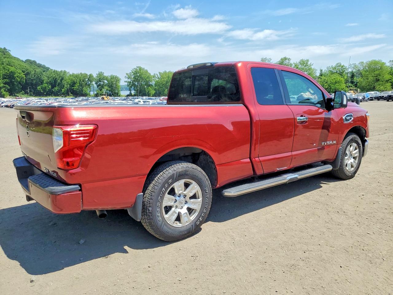 Nissan Titan S