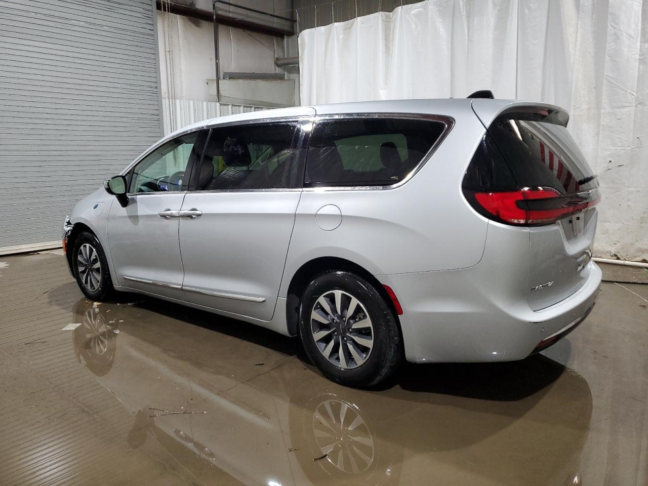 Chrysler Pacifica Hybrid Limited