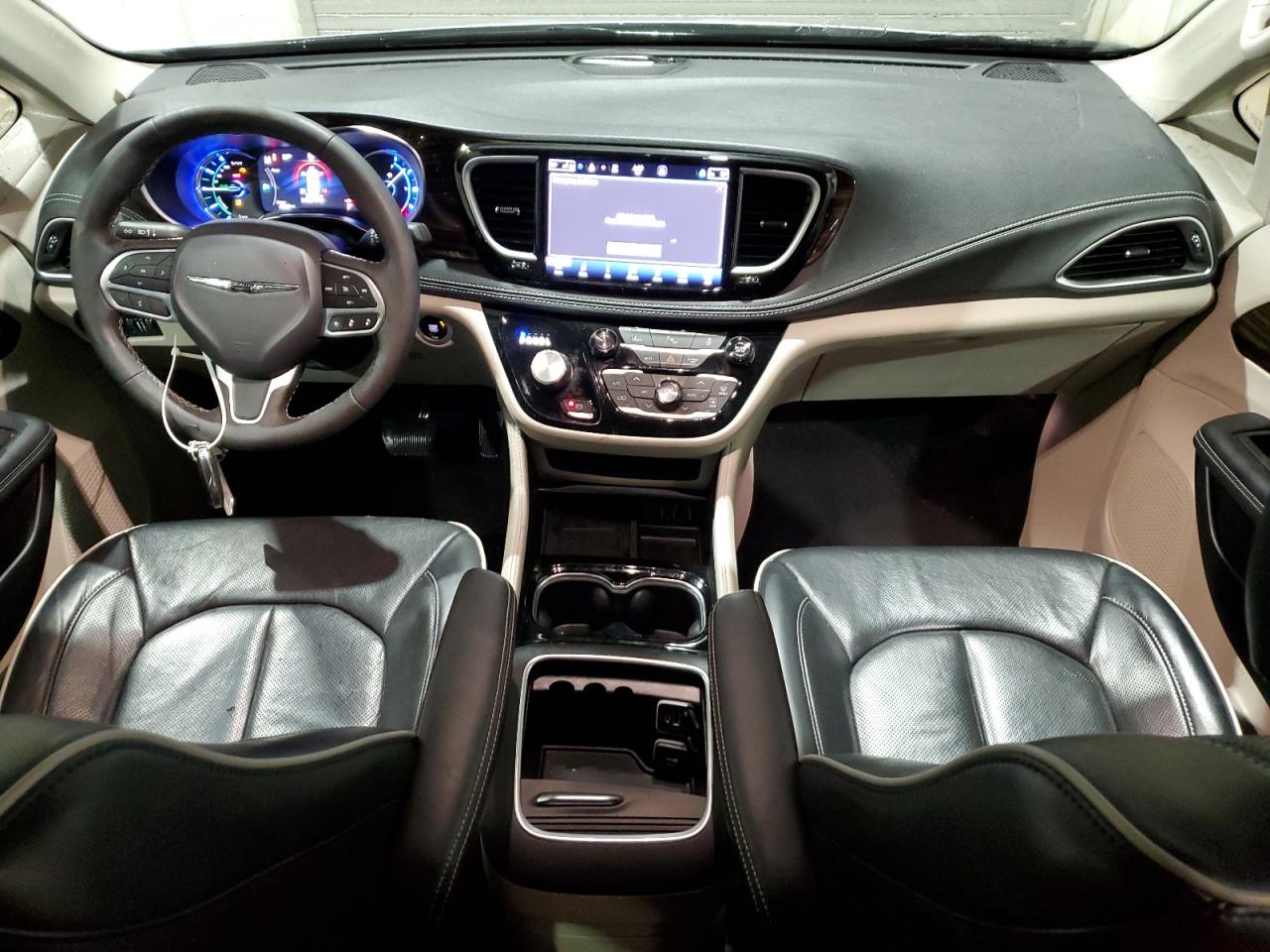Chrysler Pacifica Hybrid Limited