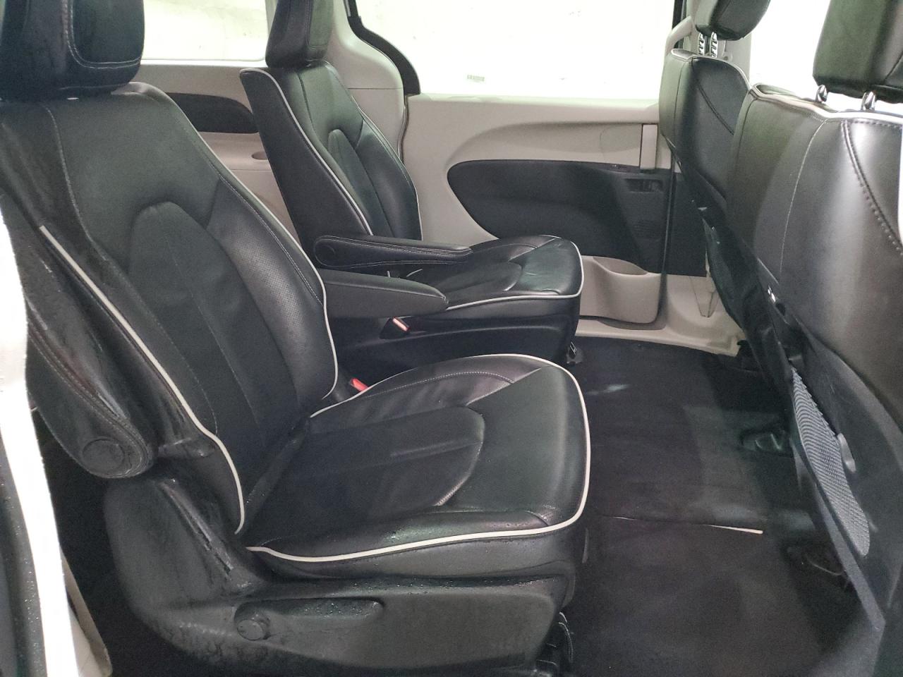 Chrysler Pacifica Hybrid Limited