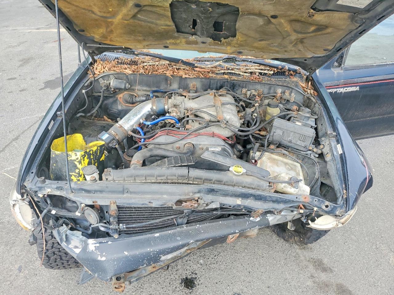 Toyota Tacoma Xtracab