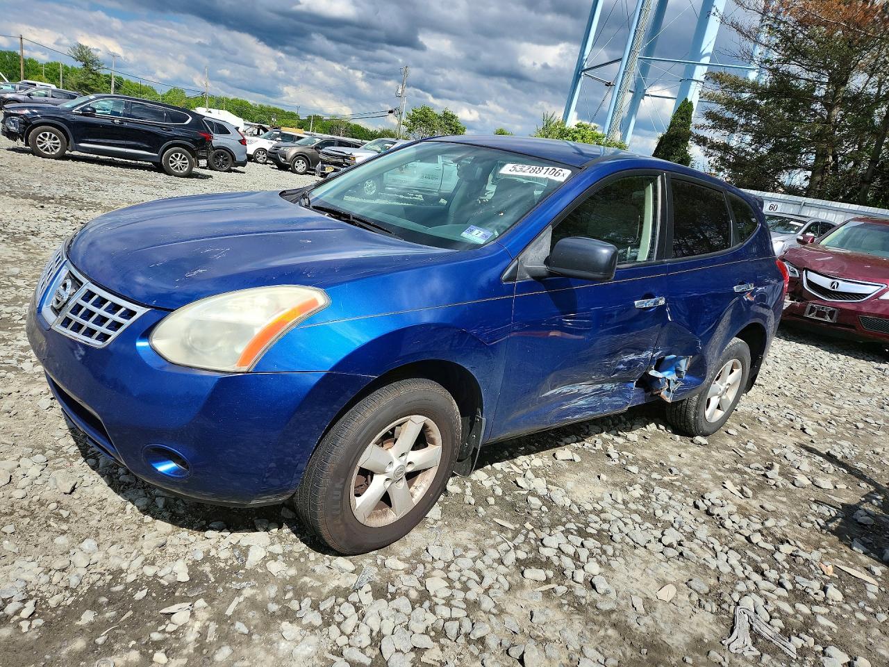 Salvage Nissan Rogue Image