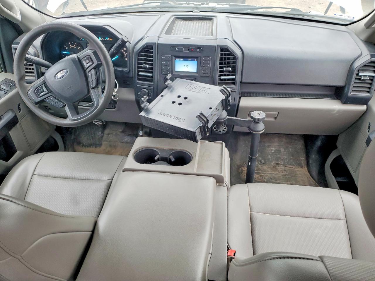 Ford F-150 Super Cab