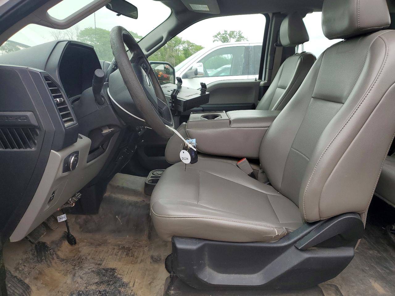 Ford F-150 Super Cab