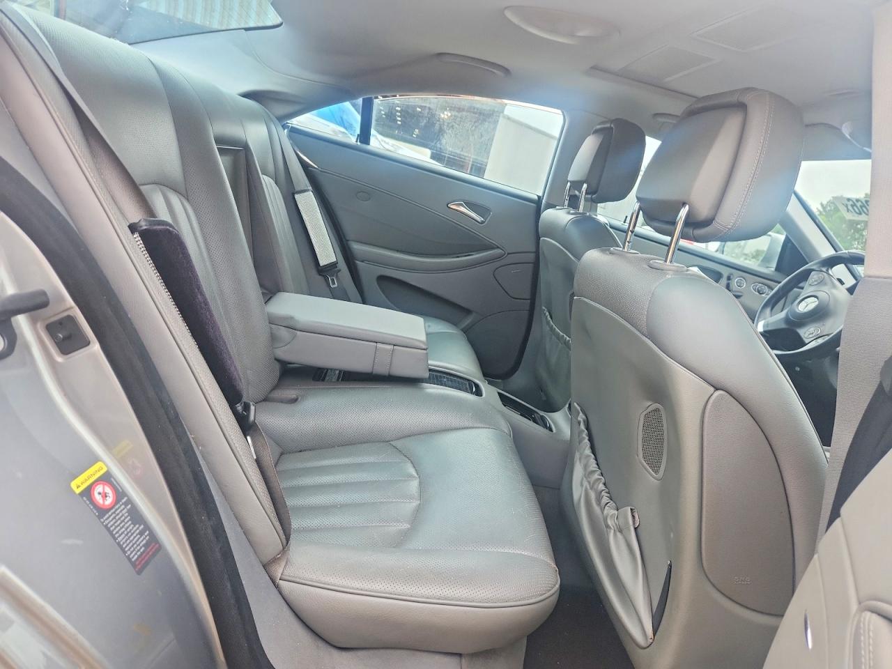 Mercedes-Benz Cls-class 550