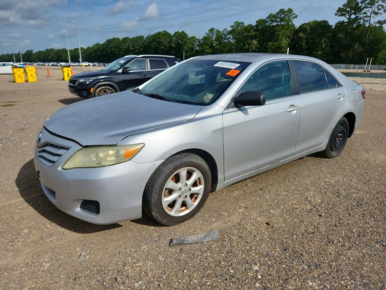 Salvage Toyota Camry Image