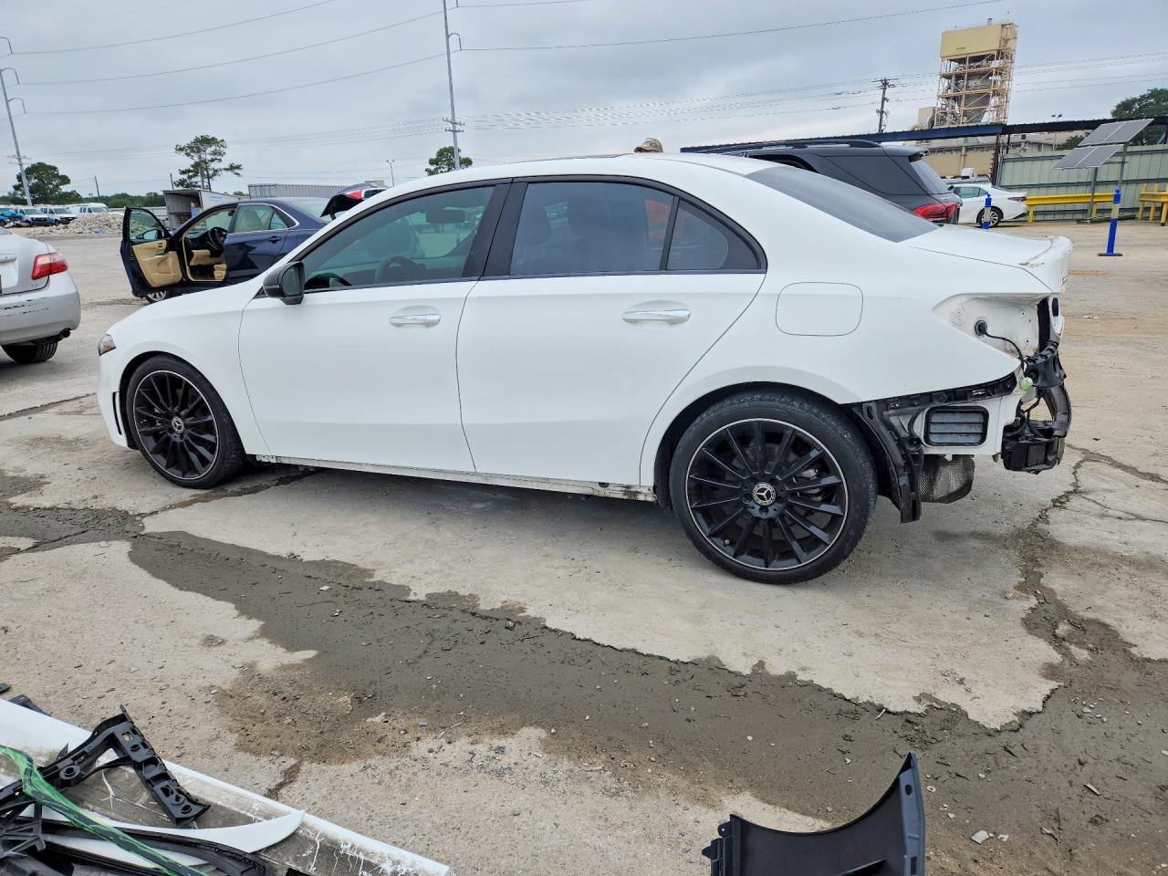 Mercedes-Benz A-Class 220