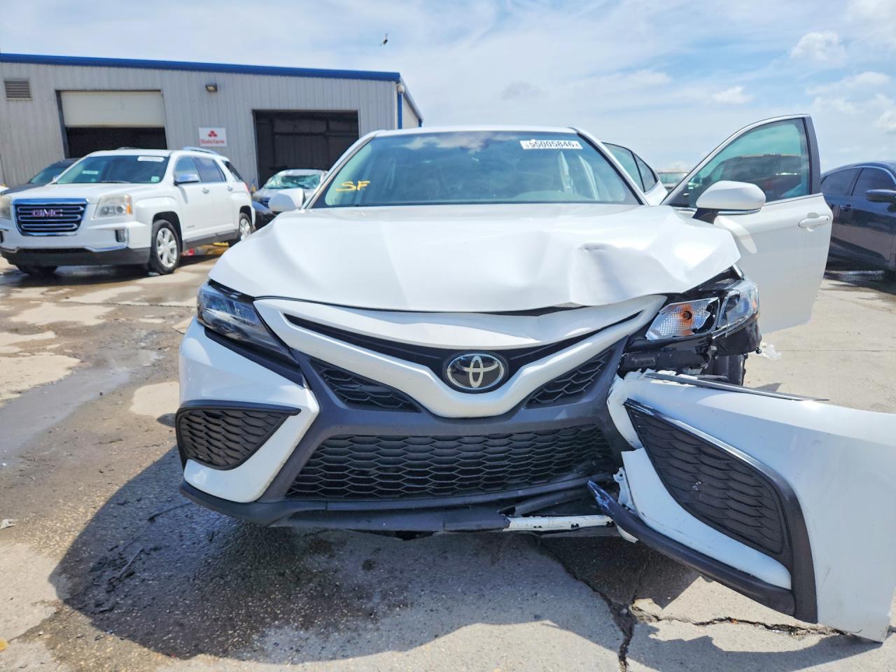 Toyota Camry Se