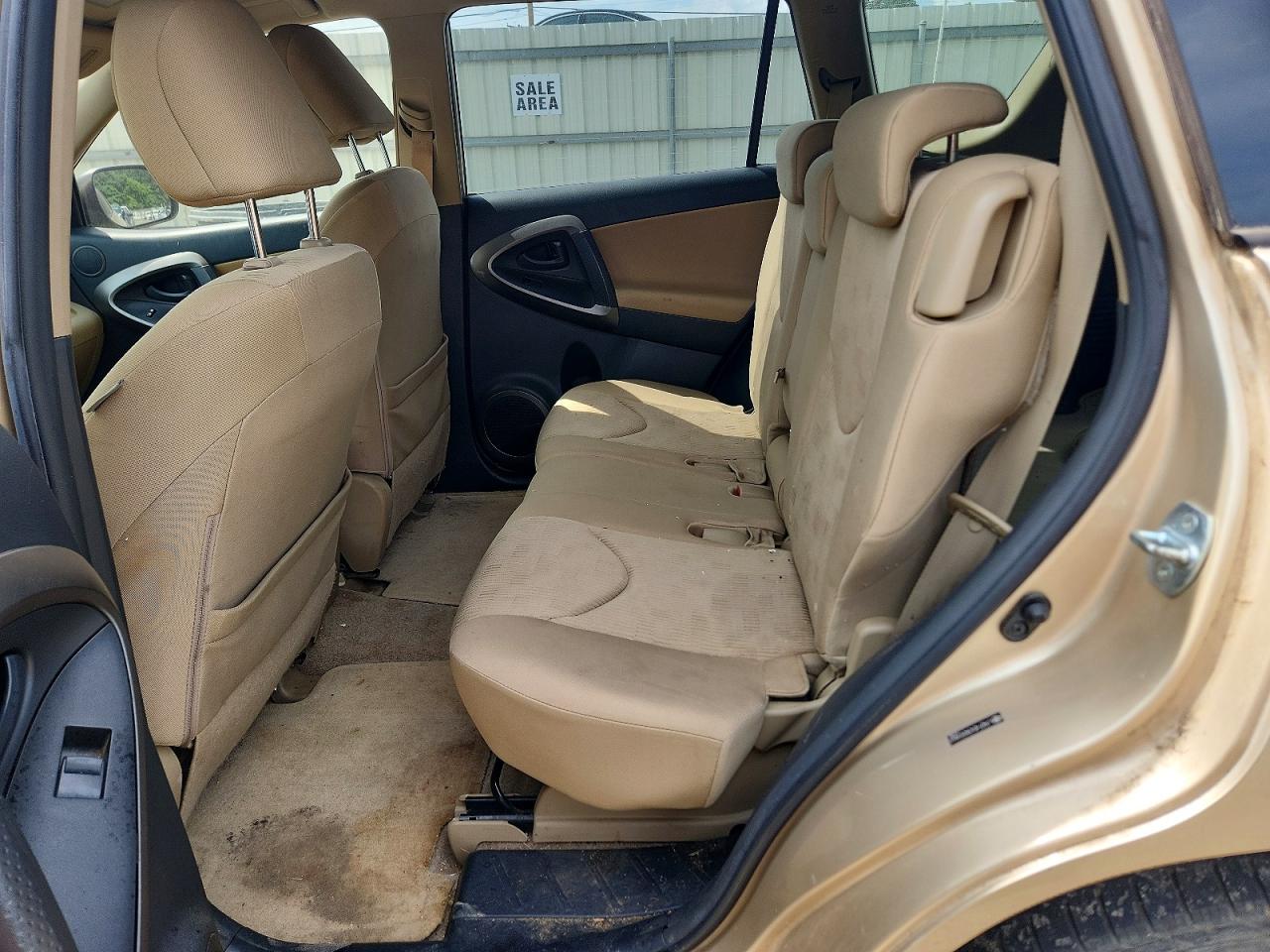 Toyota RAV4 Base