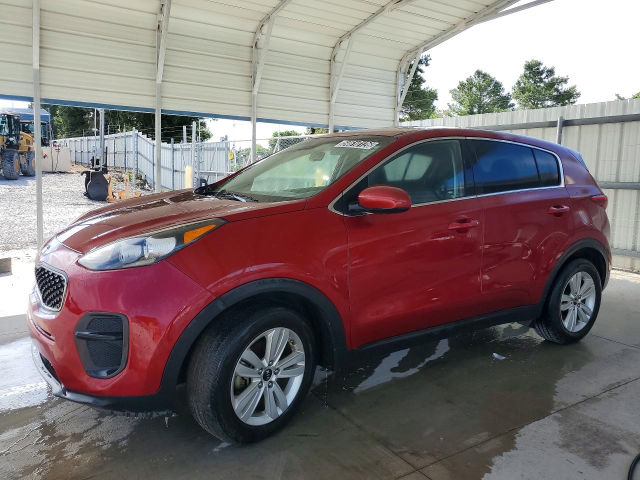Salvage Kia Sportage Image
