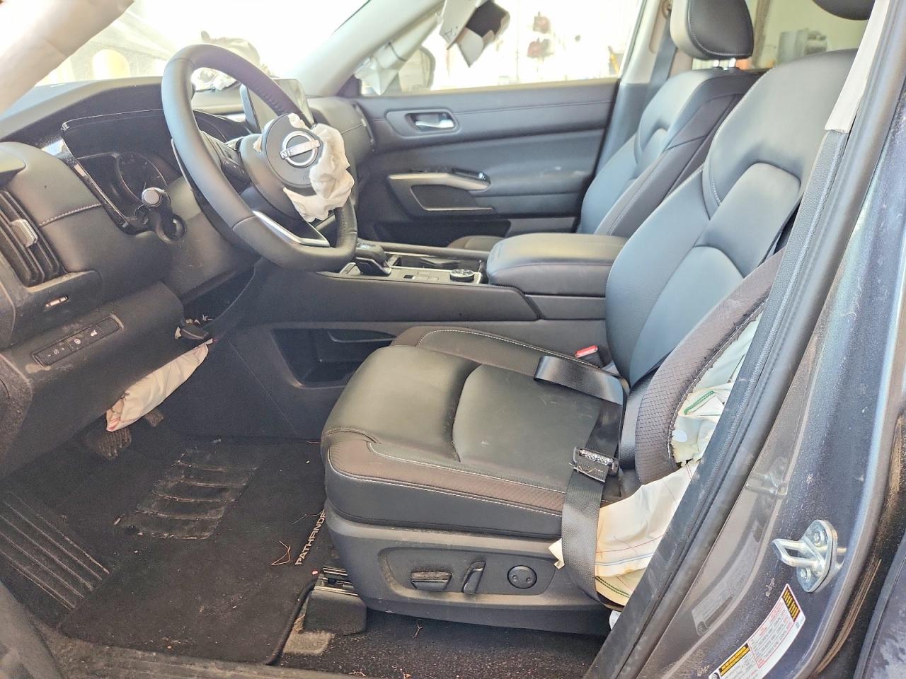 Nissan Pathfinder Sl