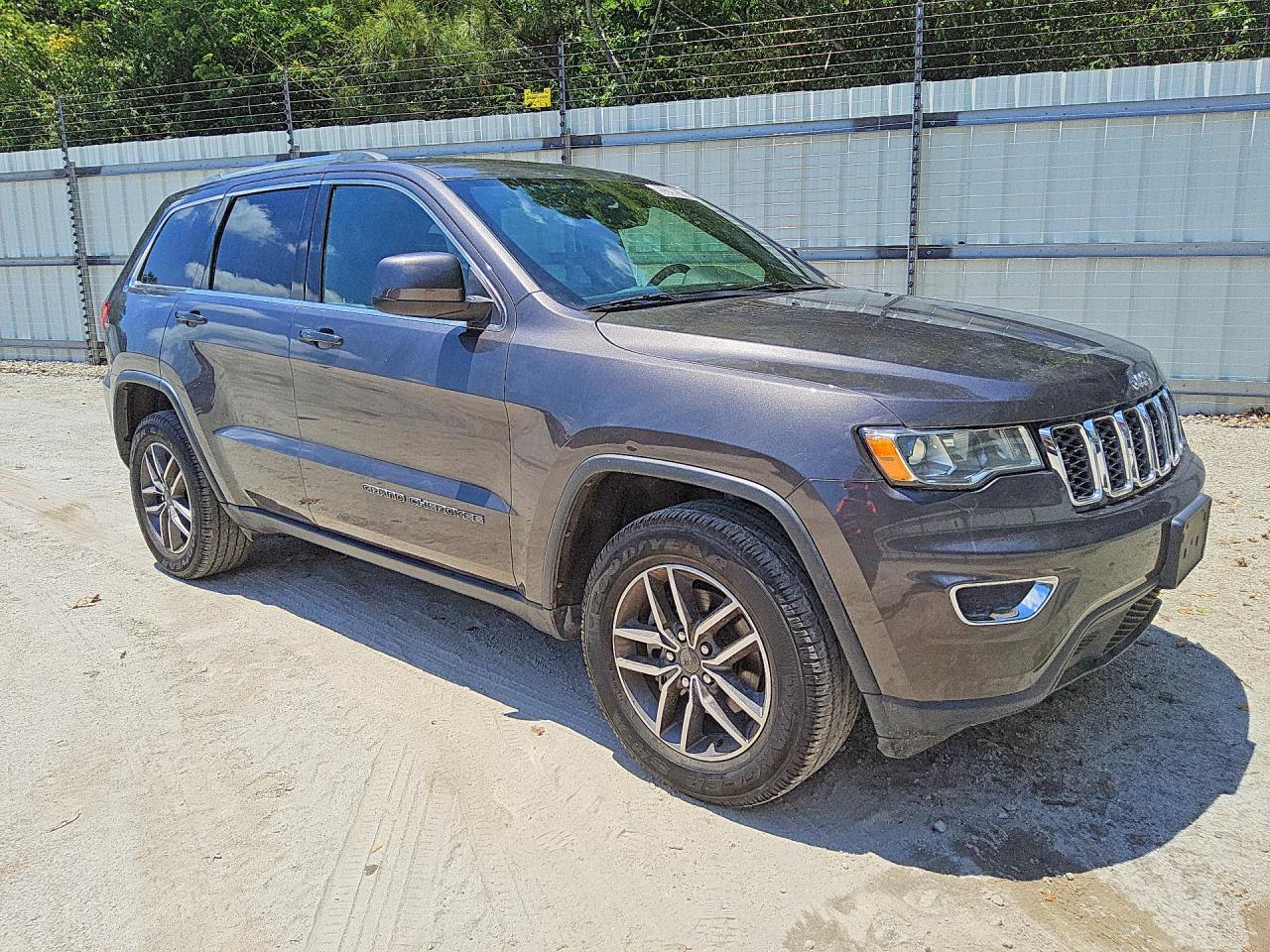 Jeep Cherokee Laredo