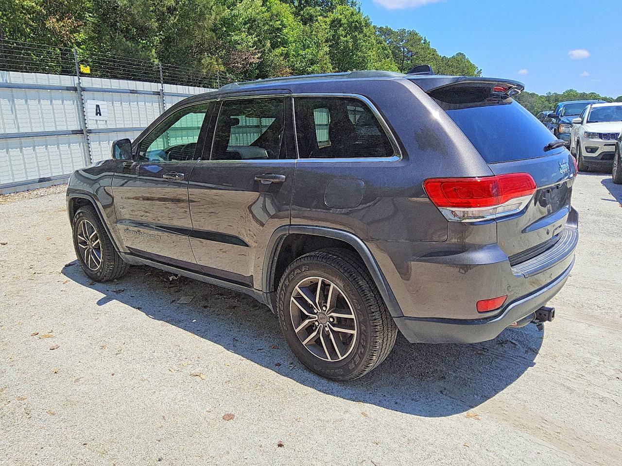 Jeep Cherokee Laredo