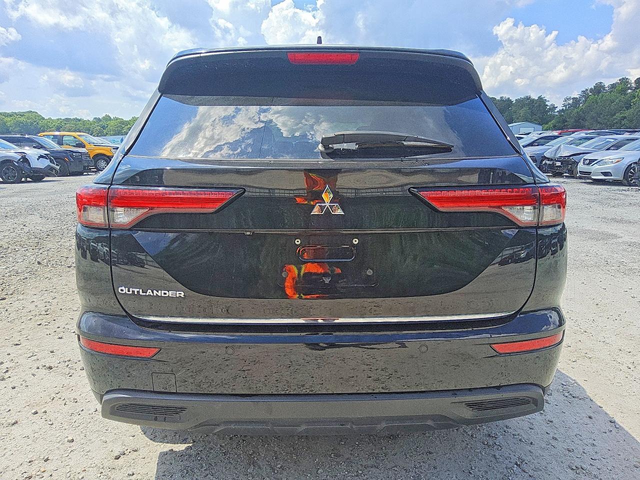 Mitsubishi Outlander Es