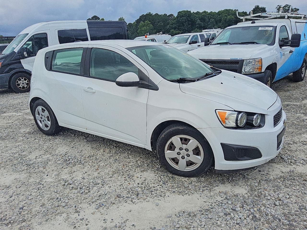 Chevrolet Sonic Ls