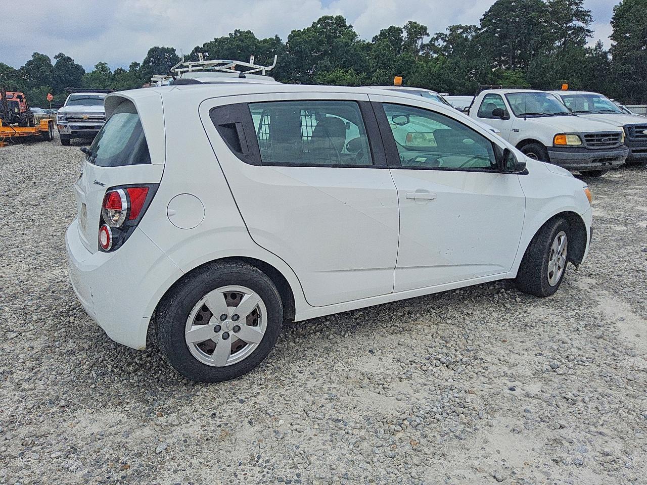 Chevrolet Sonic Ls