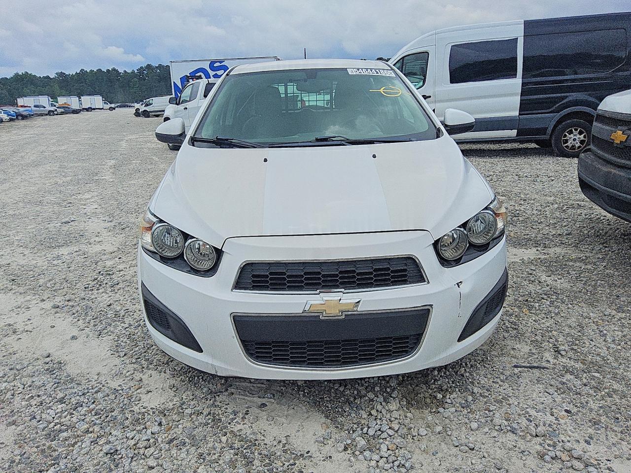 Chevrolet Sonic Ls