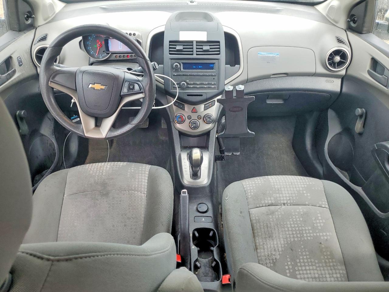 Chevrolet Sonic Ls