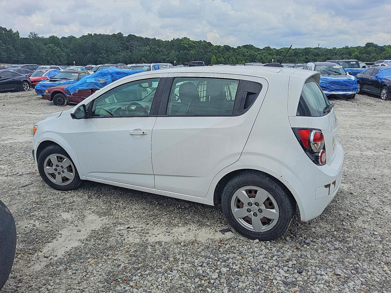 Chevrolet Sonic Ls