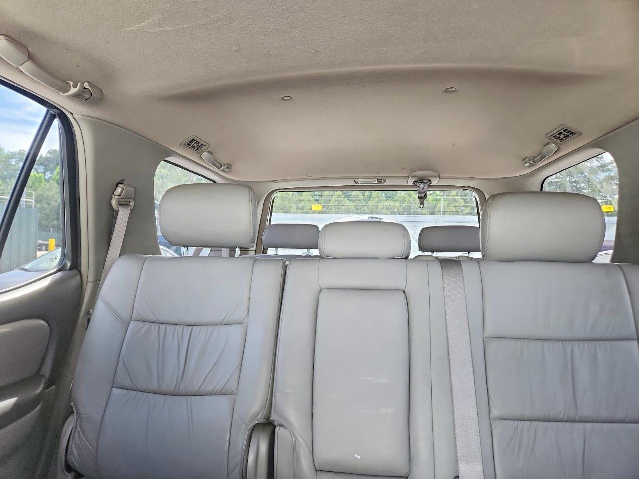 Toyota Sequoia