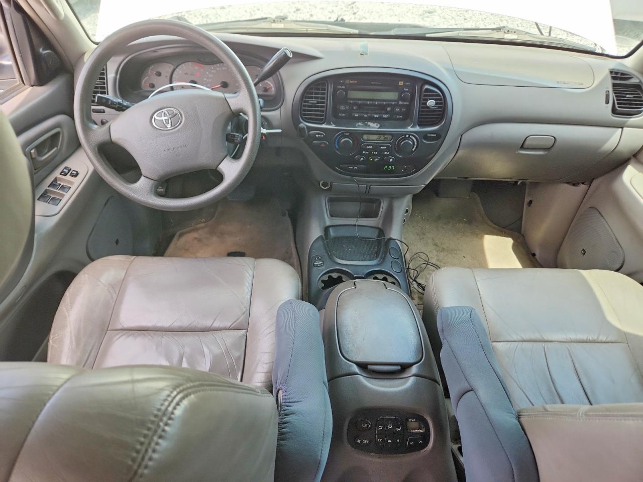Toyota Sequoia