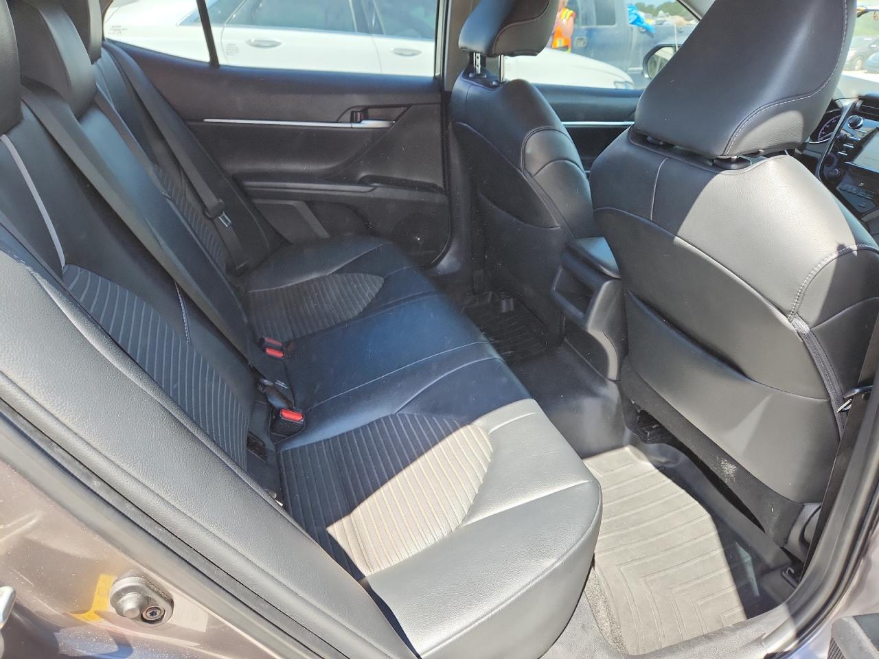 Toyota Camry L