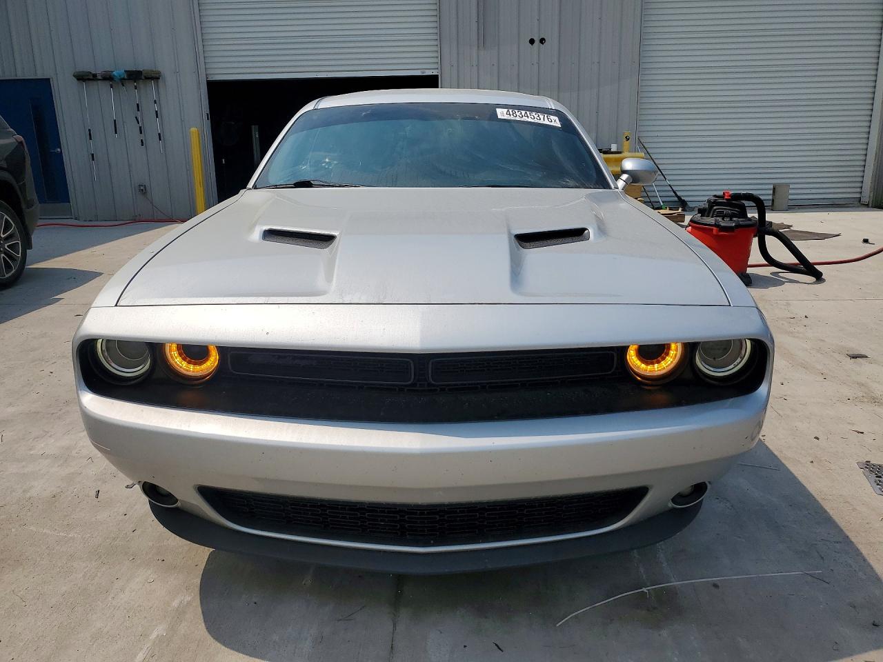 Dodge Challenger Sxt