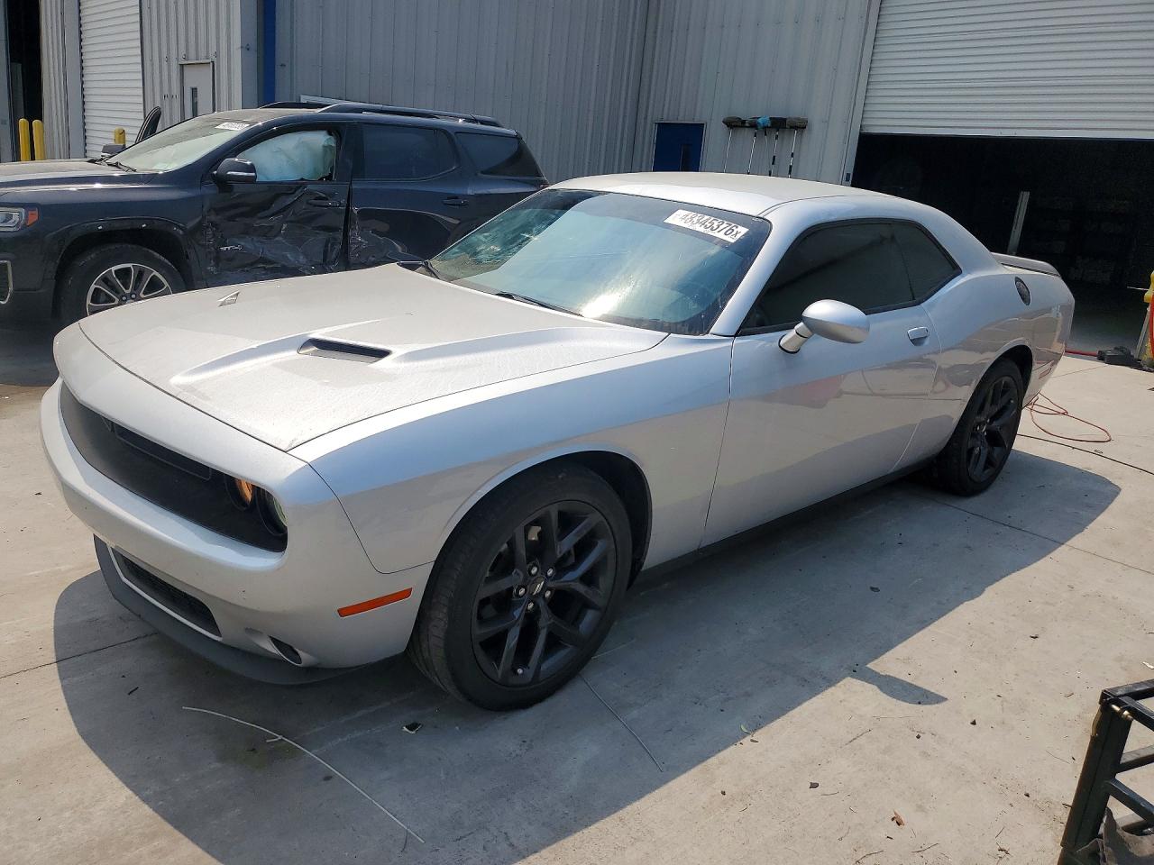 Salvage Dodge Challenger Image