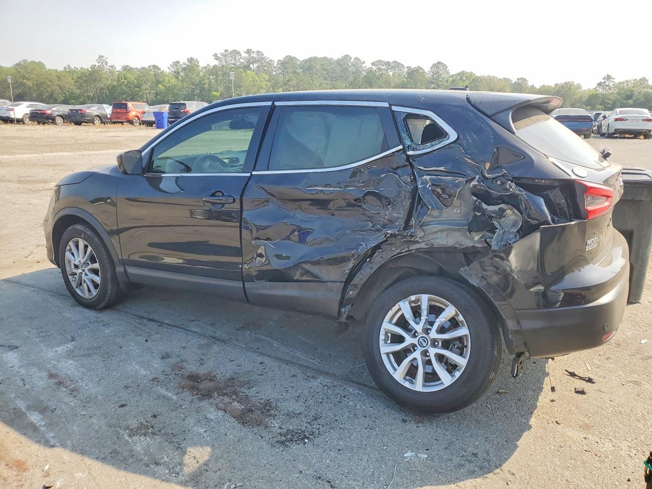 Nissan Rogue S